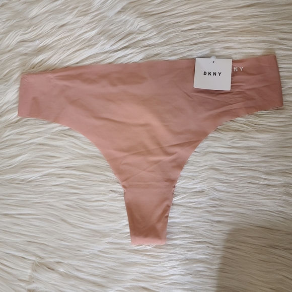 DKNY Litewear Thong Size XL NWT - Picture 2 of 6
